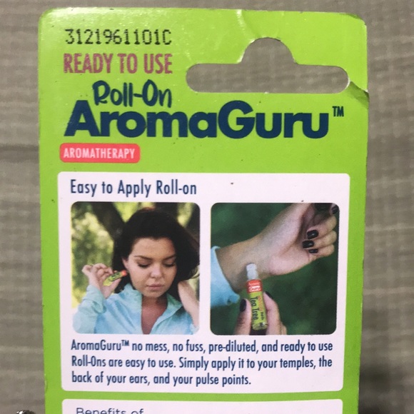 AromaGuru Tea Tree roll-on - Picture 2 of 4